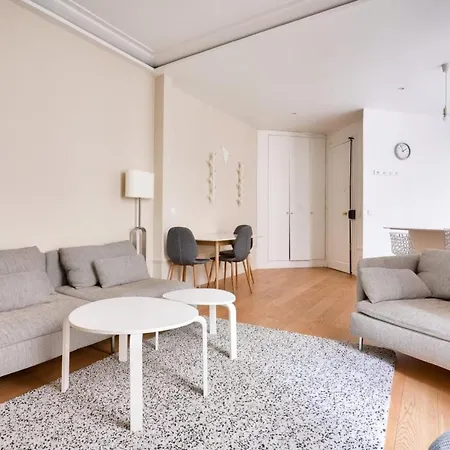 Nice For 4 People - 16 Parigi